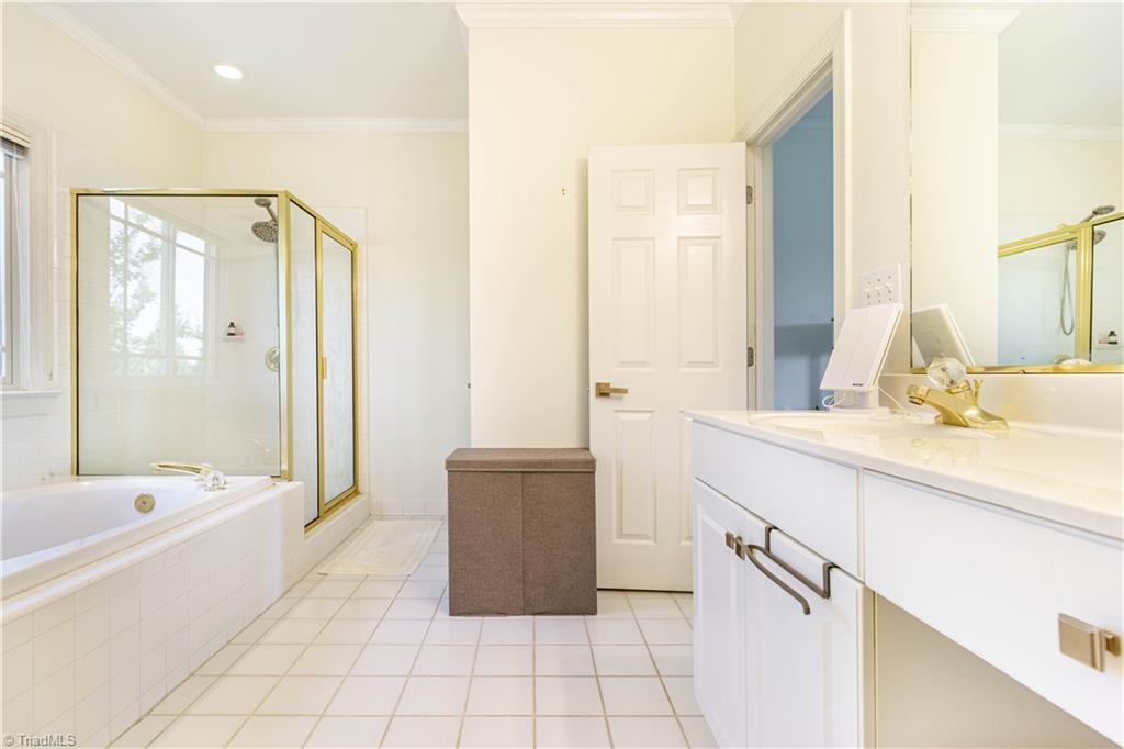 2207 Brigham Road Greensboro, NC 27409 - Photo 25 of 30 Gallery Image 25