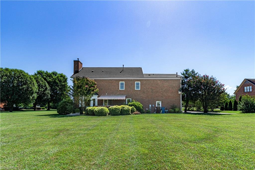 2207 Brigham Road Greensboro, NC 27409 - Photo 28 of 30 Gallery Image 28
