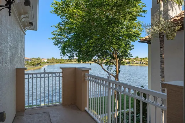 $3,200 | 2939 Tortola Way, Unit 2939, Cooper City, FL 33024