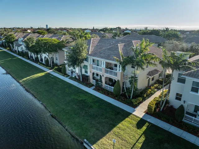 $3,200 | 2939 Tortola Way, Unit 2939, Cooper City, FL 33024