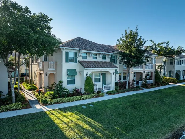 $3,200 | 2939 Tortola Way, Unit 2939, Cooper City, FL 33024