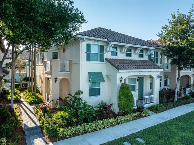 $3,200 | 2939 Tortola Way, Unit 2939, Cooper City, FL 33024