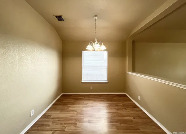 $1,695 | 8907 Wolff Vista, Converse, TX 78109