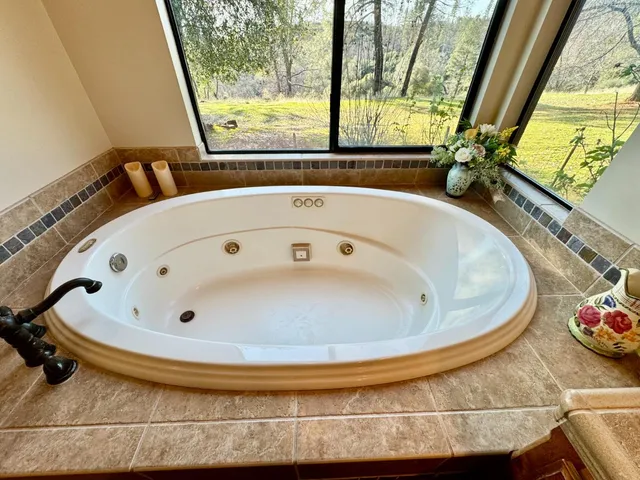 $1,179,000 | 1551 John Dear Road, Mokelumne Hill, CA 95248