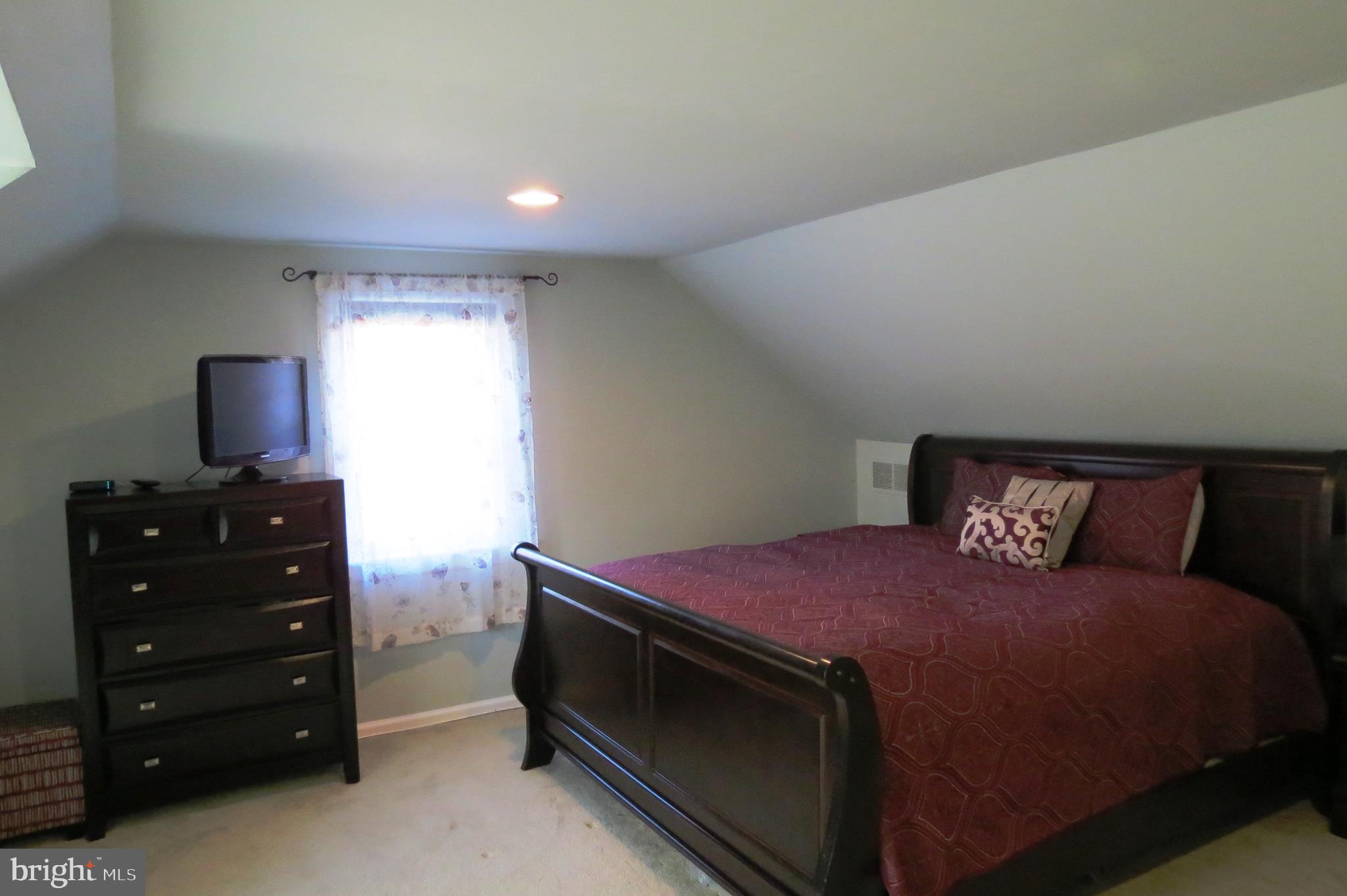 323 Orchard Road Springfield, PA 19064 - Photo 22 of 34