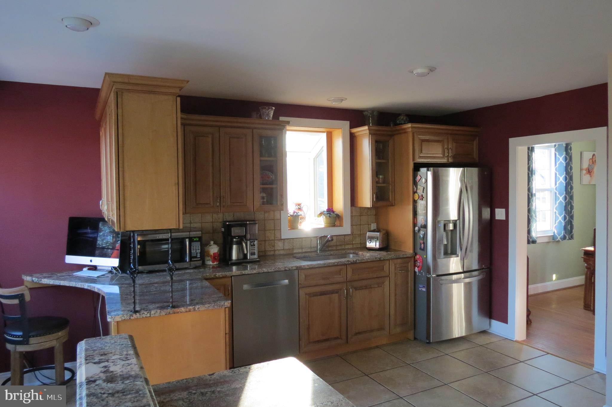 323 Orchard Road Springfield, PA 19064 - Photo 5 of 34