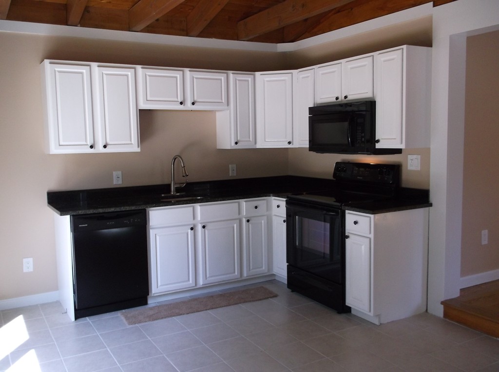 28 Beaver Dam Road Carver, MA 02330 - Photo 6 of 20 Gallery Image 6
