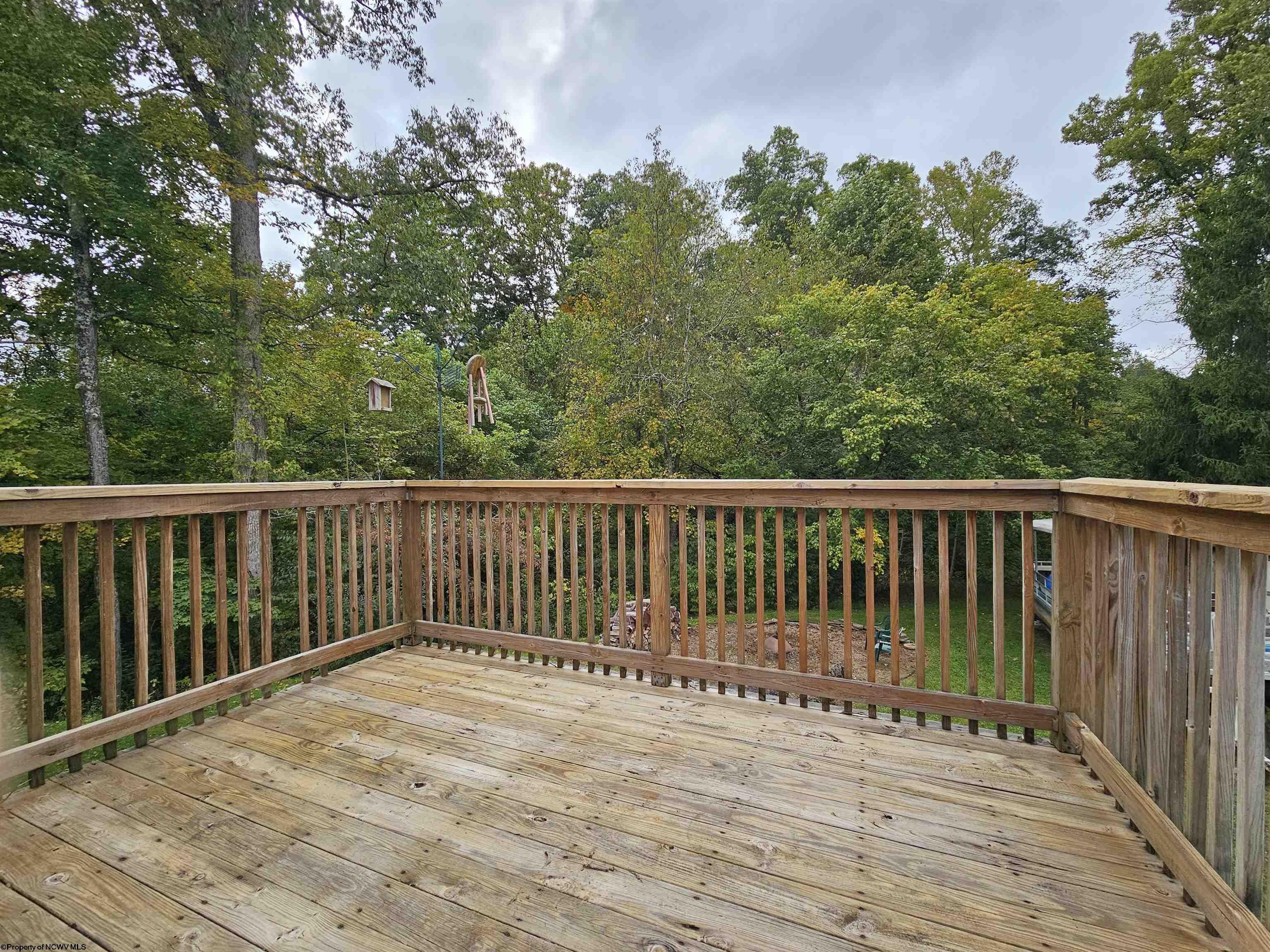 117 Hallhurst Road Fairmont, WV 26554 - Photo 6 of 29 Gallery Image 6