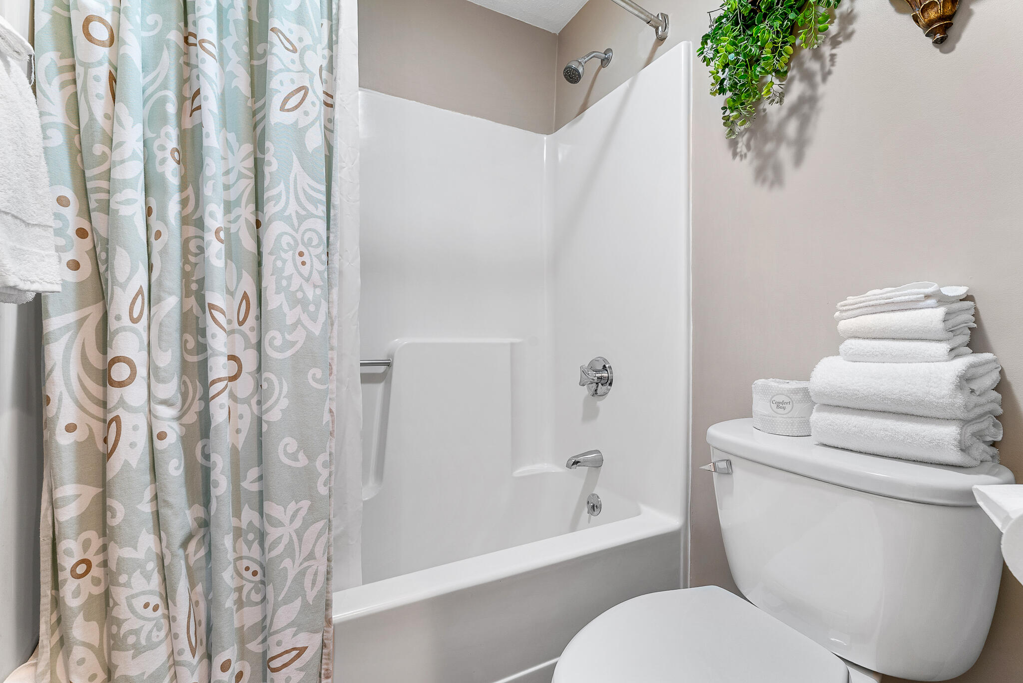 733 Post Road, Unit 222 Wells, ME 04090 - Photo 5 of 32 Sea Mist 222-4