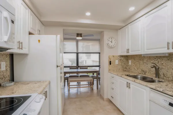 $4,000 | 3200 South Ocean Boulevard, Unit B104, Palm Beach, FL 33480