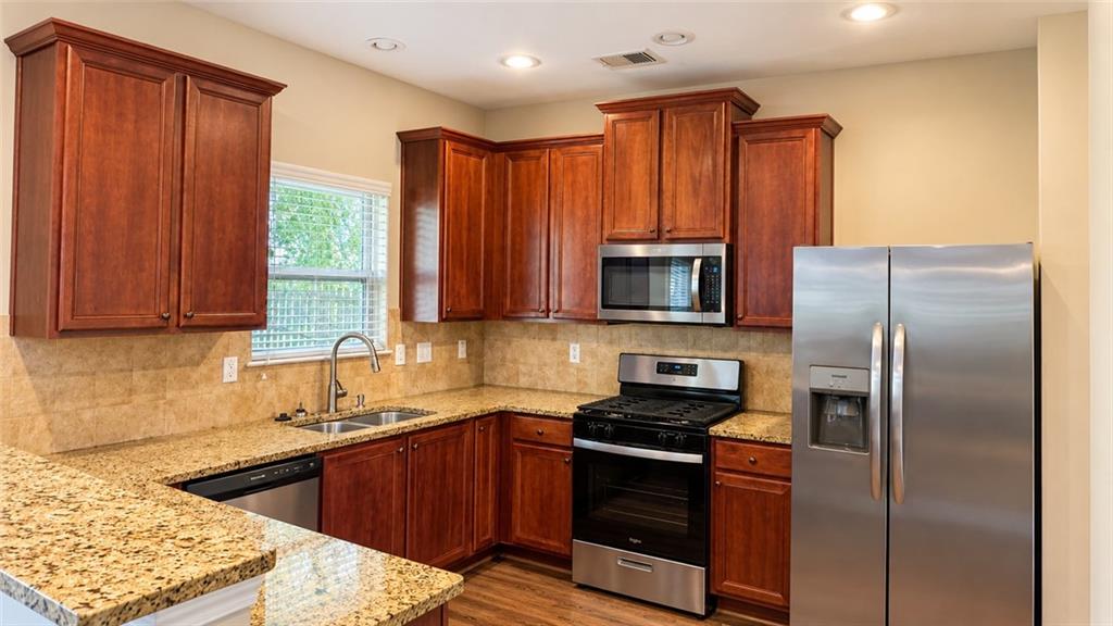 7495 Springbox Drive Fairburn, GA 30213 - Photo 4 of 23 Gallery Image 4