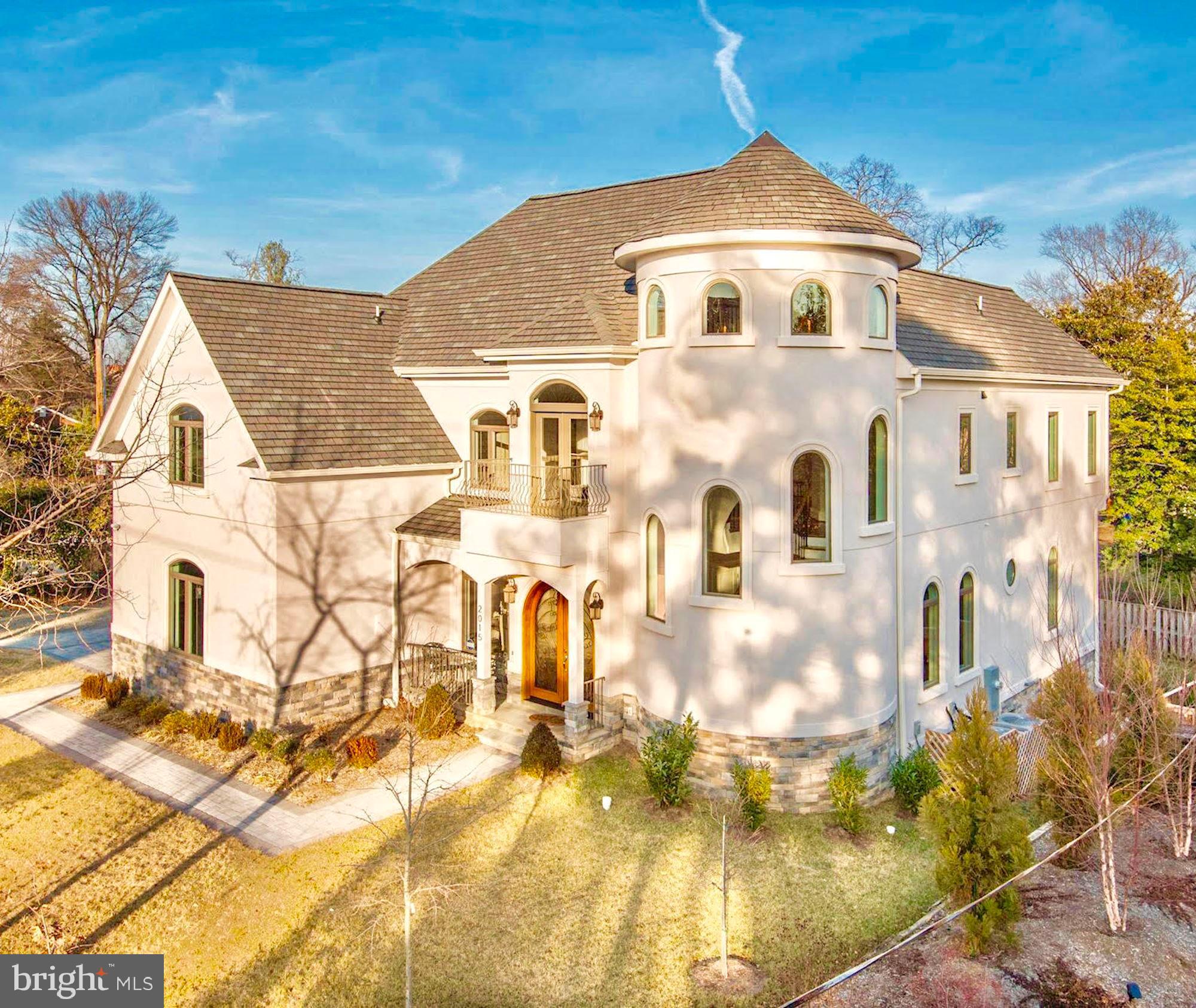 2015 South Arlington Ridge Road Arlington, VA 22202 - Photo 2 of 45