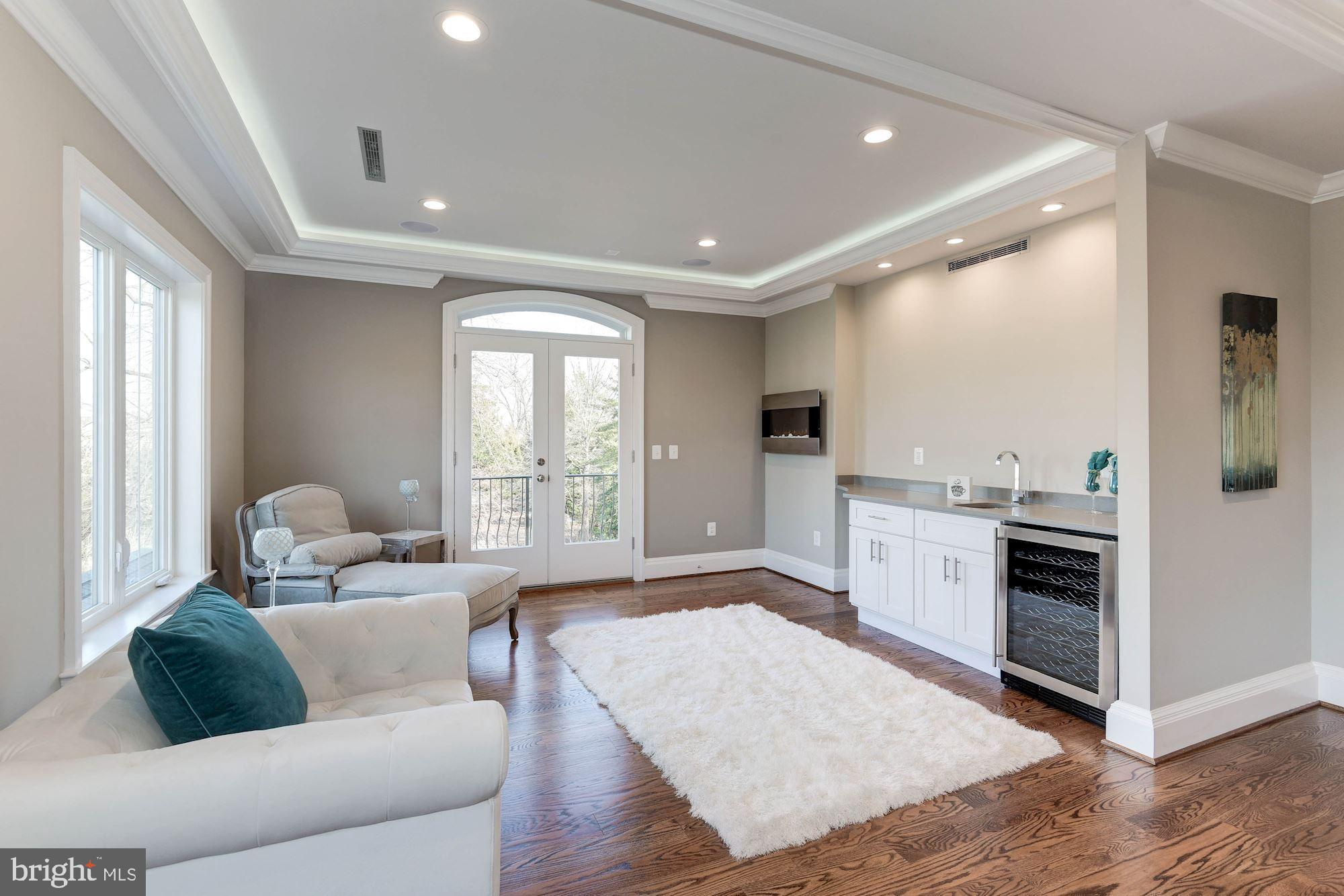 2015 South Arlington Ridge Road Arlington, VA 22202 - Photo 25 of 45
