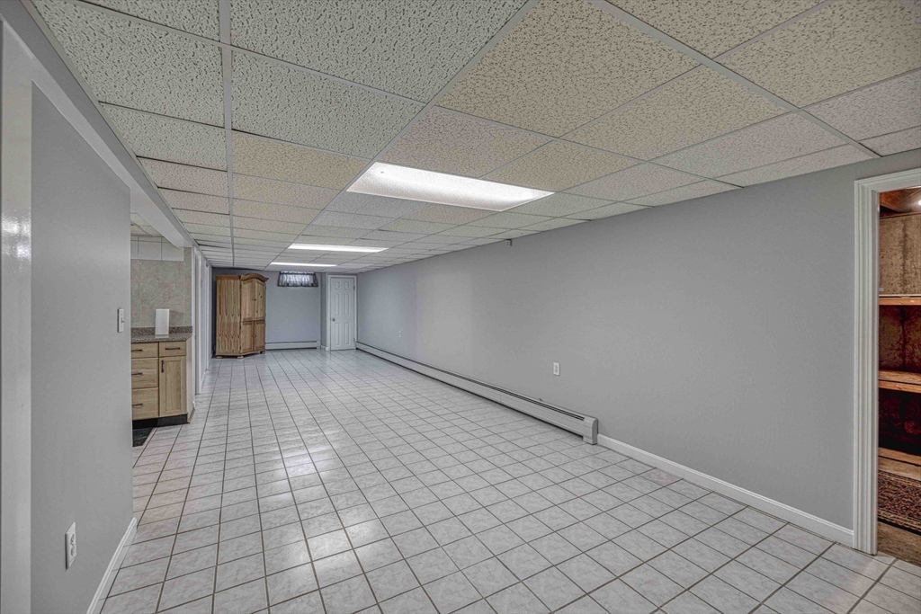 213 Boyden Street Fall River, MA 02721 - Photo 14 of 29