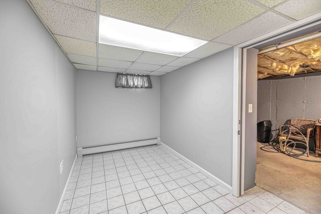 213 Boyden Street Fall River, MA 02721 - Photo 18 of 29