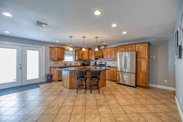 $499,999 | 213 Boyden Street, Fall River, MA 02721