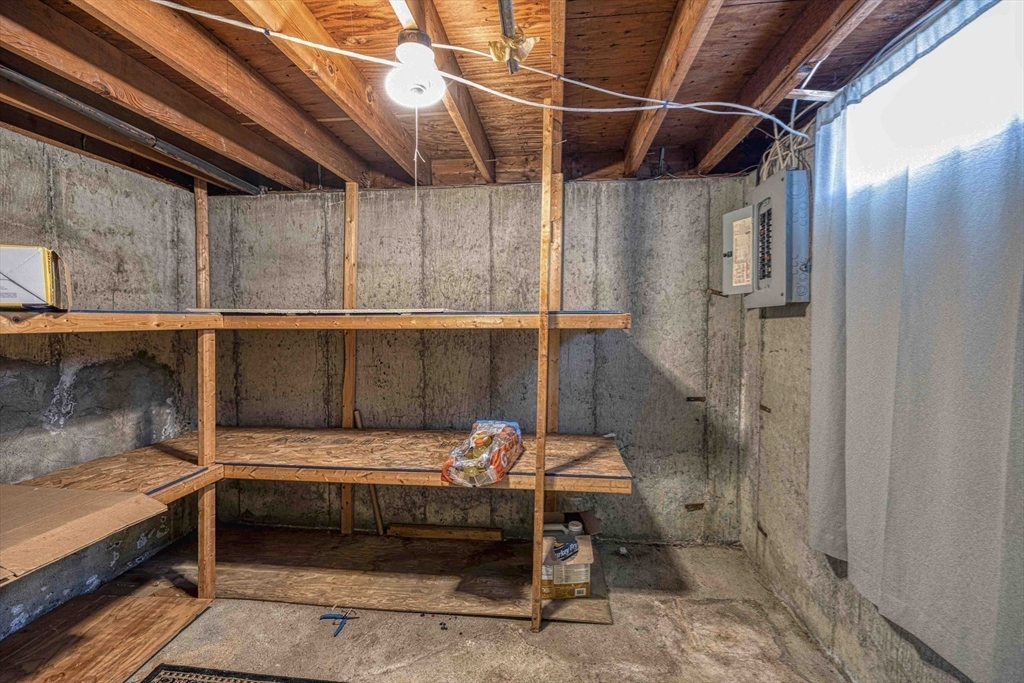 213 Boyden Street Fall River, MA 02721 - Photo 21 of 29