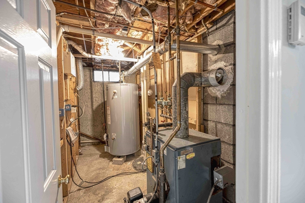 213 Boyden Street Fall River, MA 02721 - Photo 22 of 29