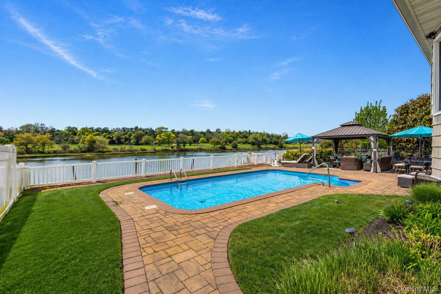 2848 Clubhouse Road Merrick, NY 11566 - Photo 4 of 40