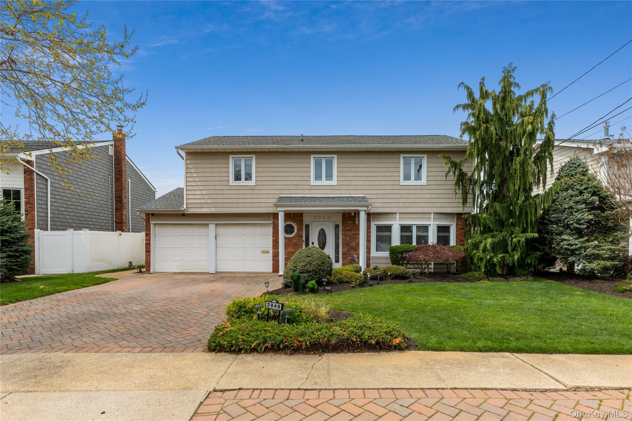 2848 Clubhouse Road Merrick, NY 11566 - Photo 5 of 40