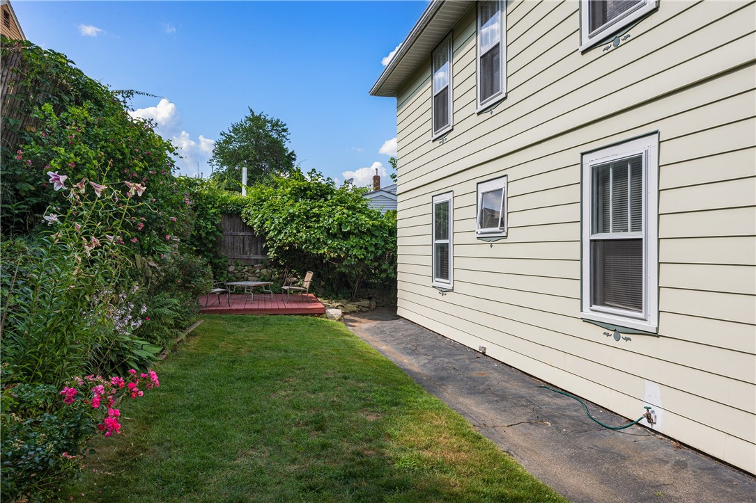 263 St Barnabe Street Woonsocket, RI 02895 - Photo 29 of 34