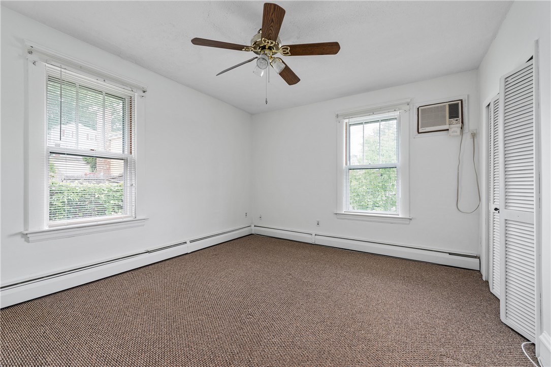 263 St Barnabe Street Woonsocket, RI 02895 - Photo 5 of 34