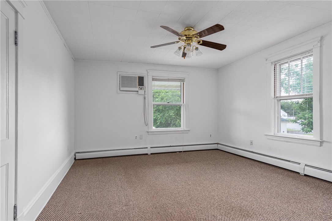 263 St Barnabe Street Woonsocket, RI 02895 - Photo 9 of 34