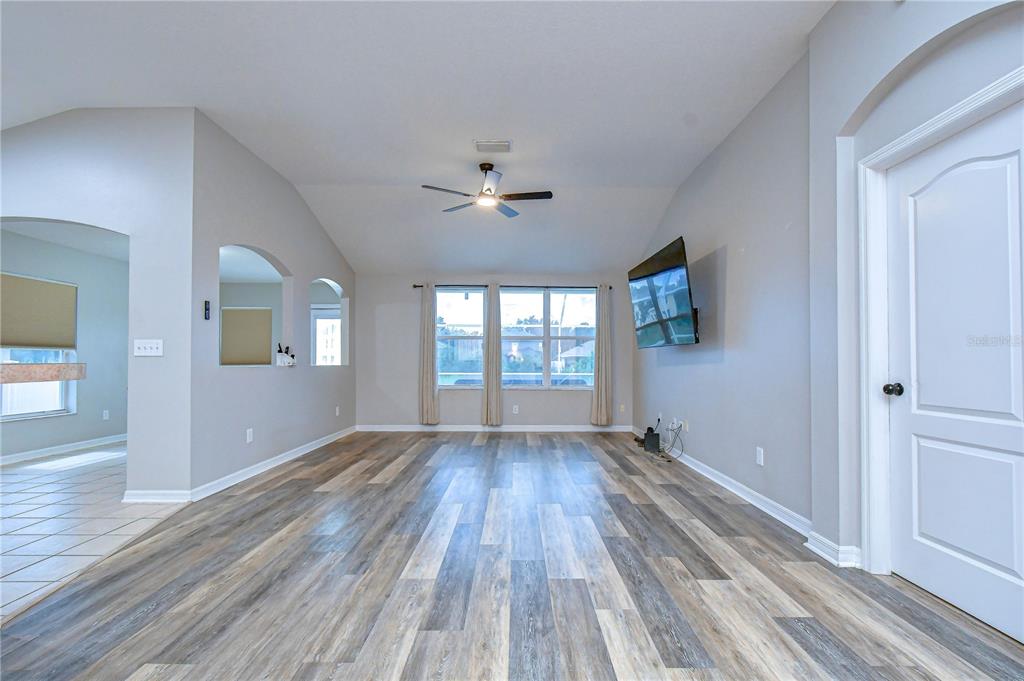 11117 Rodeo Lane Riverview, FL 33579 - Photo 12 of 32 Gallery Image 12