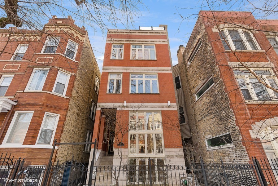 2139 West Crystal Street, Unit 1 Chicago, IL 60622 - Photo 1 of 27 front view of a building