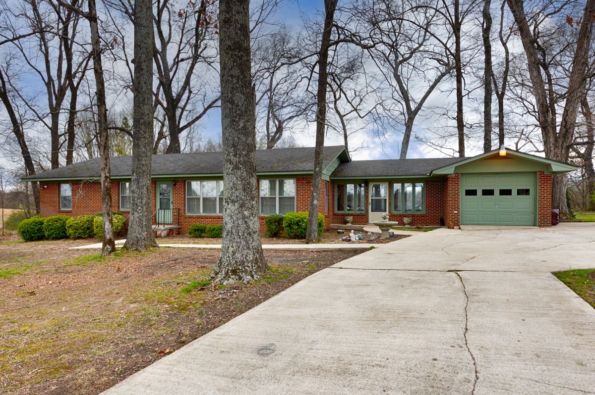 26155 Copeland Road Athens, AL 35613 - Photo 1 of 21