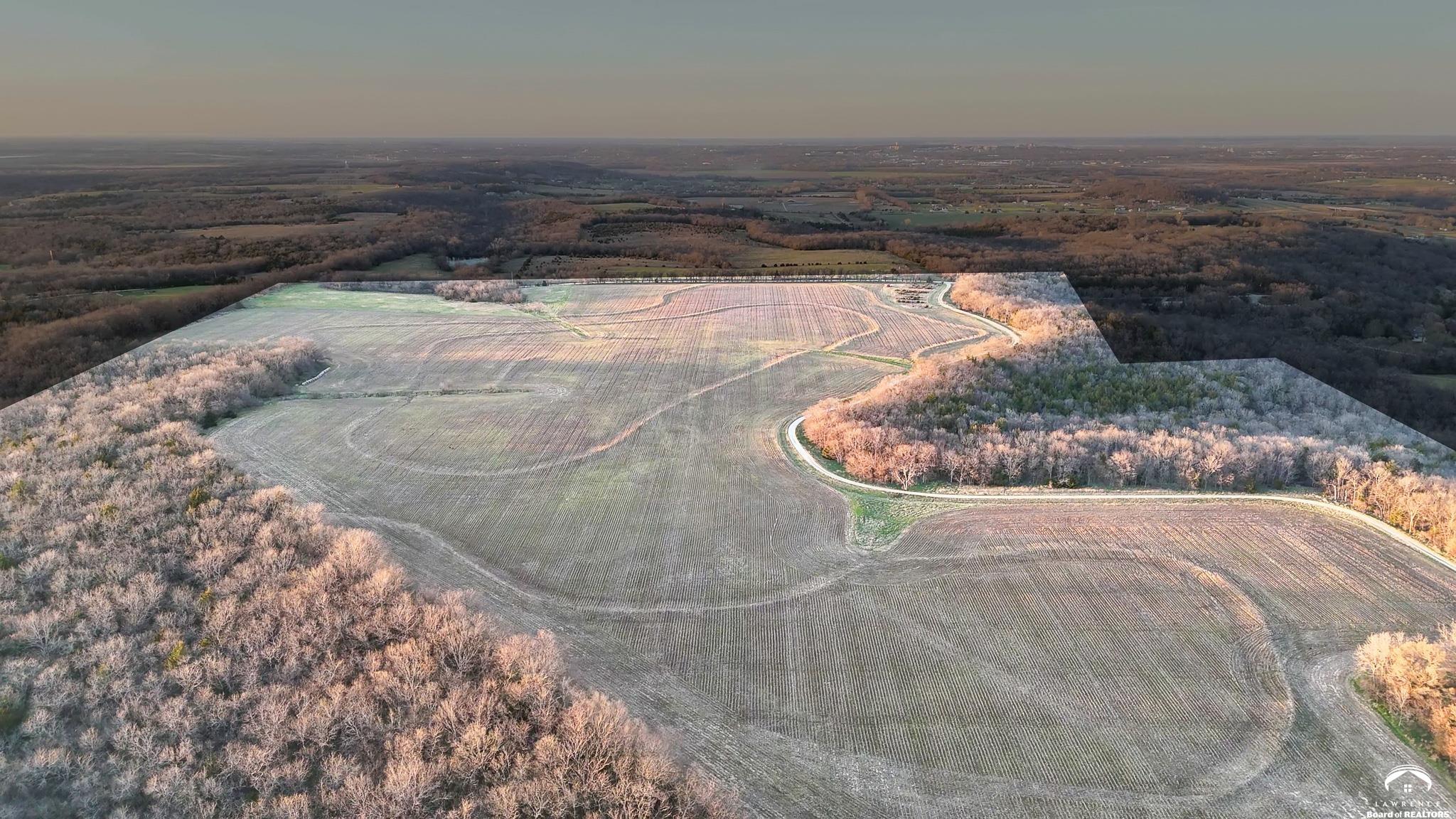 1237 North 900 Road Lawrence, KS 66047 - Photo 11 of 61