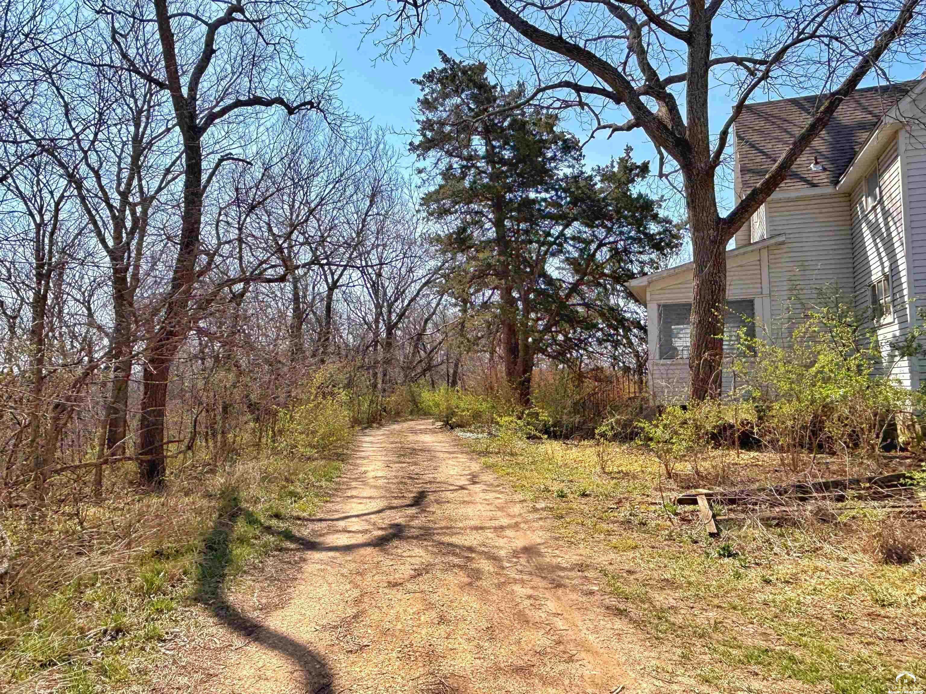 1237 North 900 Road Lawrence, KS 66047 - Photo 20 of 61