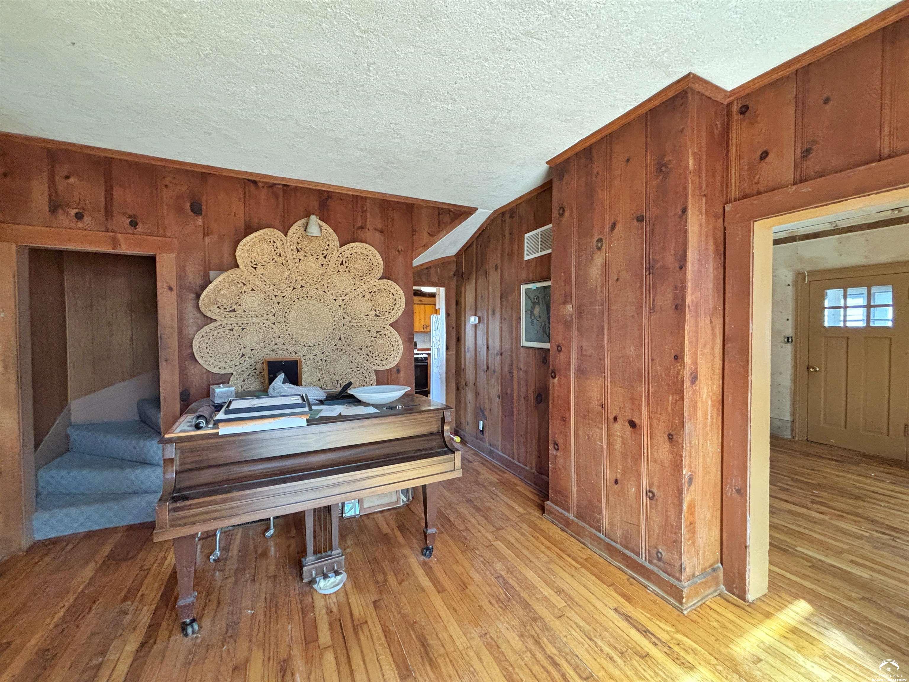 1237 North 900 Road Lawrence, KS 66047 - Photo 24 of 61