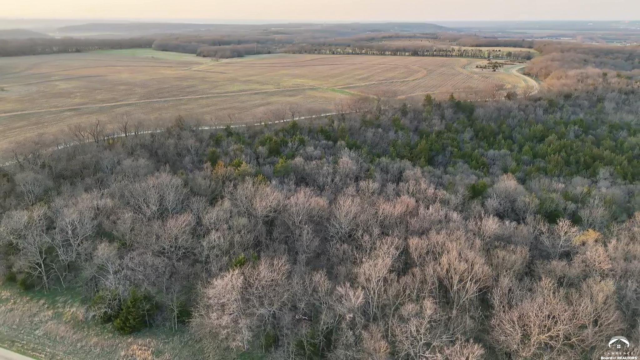 1237 North 900 Road Lawrence, KS 66047 - Photo 6 of 61