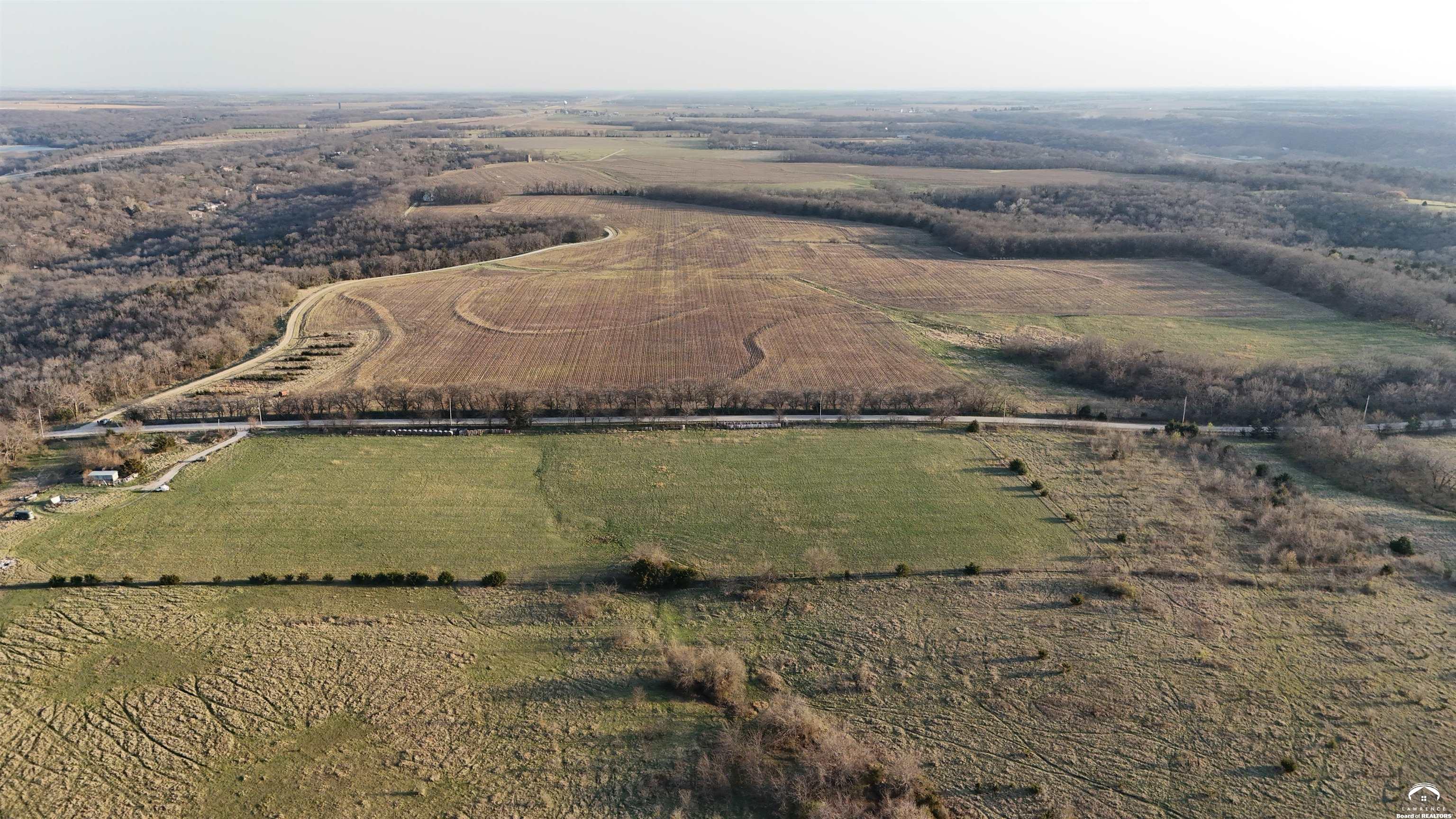 1237 North 900 Road Lawrence, KS 66047 - Photo 9 of 61