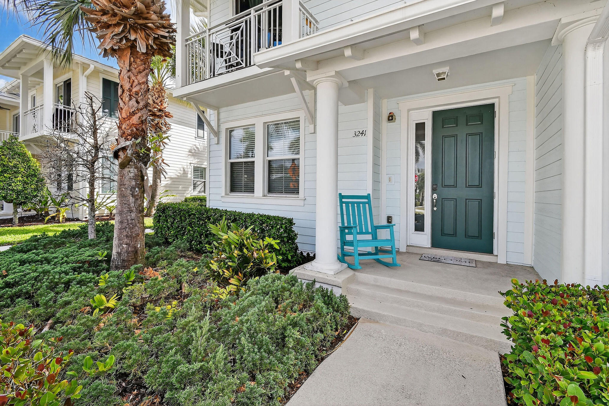 3241 Hemingway Drive Jupiter, FL 33458 - Photo 3 of 39 front view of a house