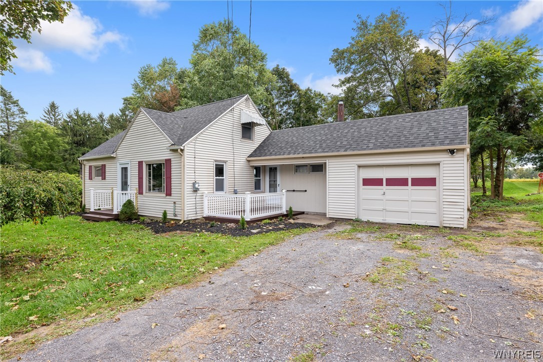 7316 Rochester Road Lockport Town, NY 14094 - Photo 3 of 46 Gallery Image 3