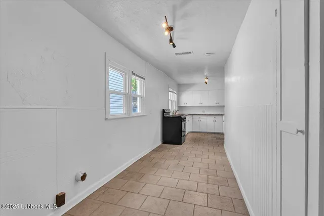 $169,900 | 2427 26th Street, Lubbock, TX 79411