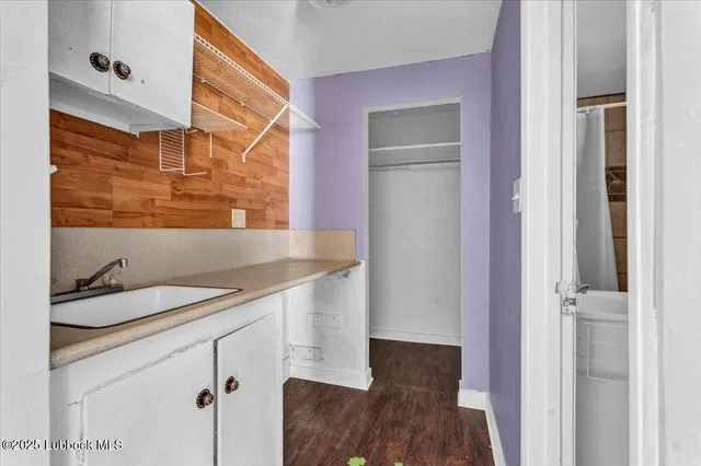 $169,900 | 2427 26th Street, Lubbock, TX 79411