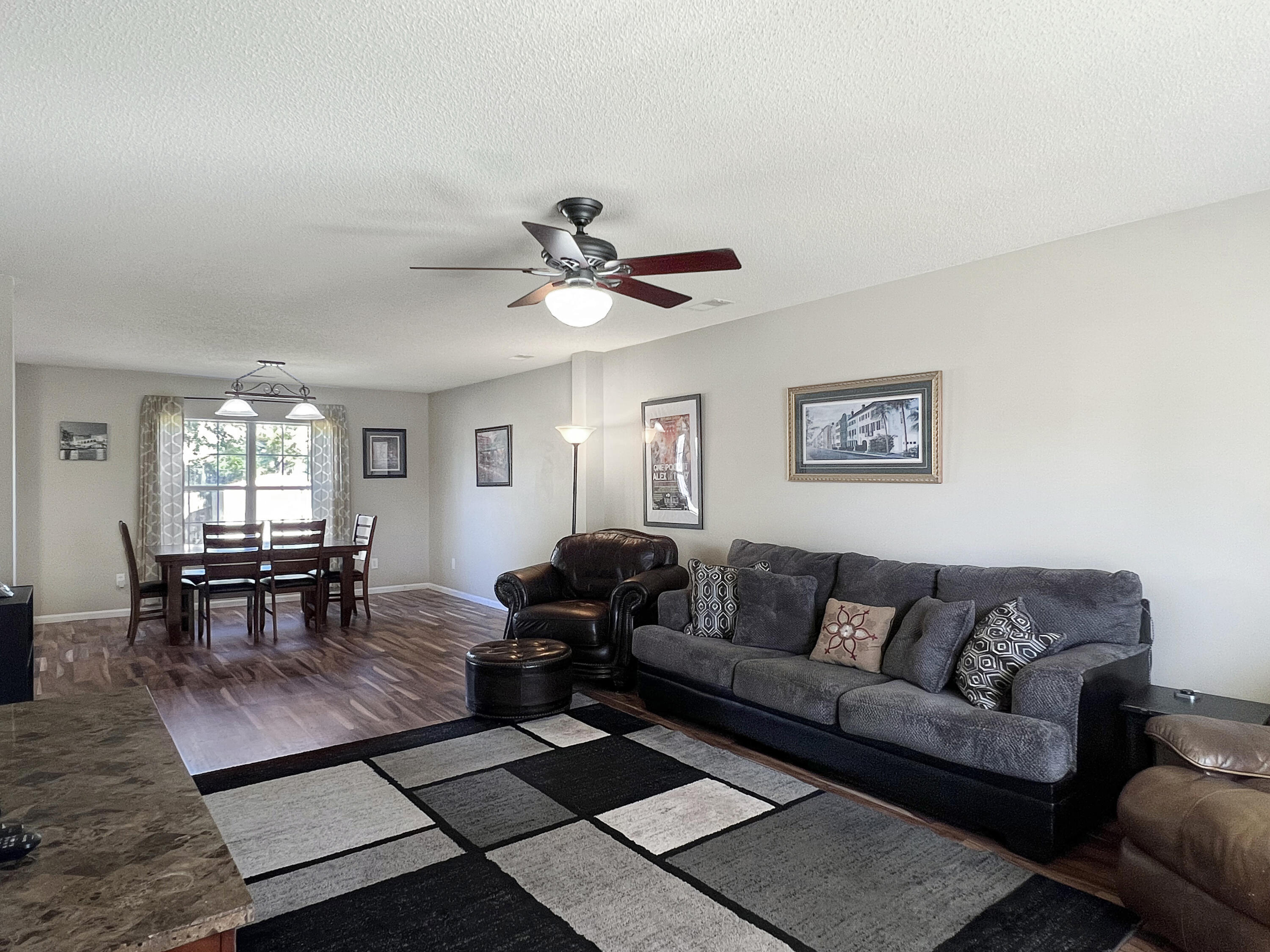 124 Tyron Road Summerville, SC 29483 - Photo 12 of 28 Family to dinig
