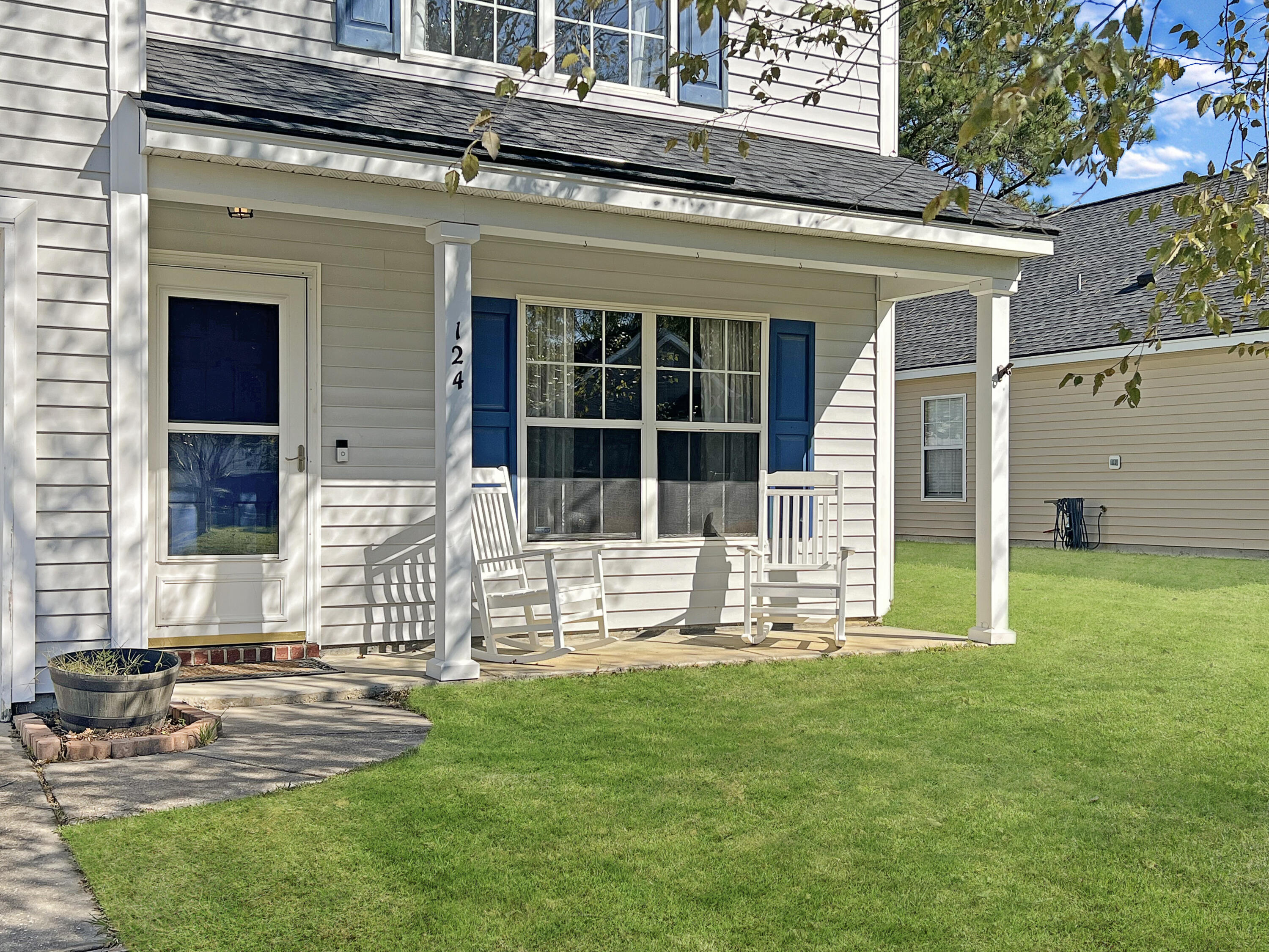124 Tyron Road Summerville, SC 29483 - Photo 3 of 28 Front elevation