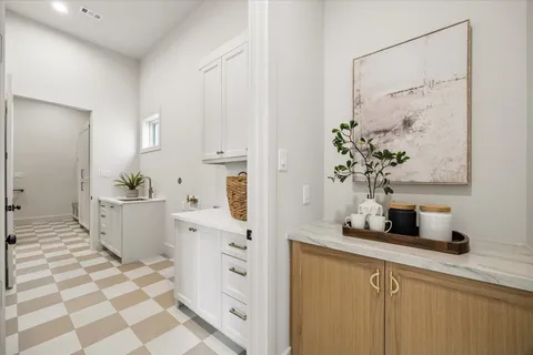 $1,850,000 | 5314 Evergreen Street, Bellaire, TX 77401