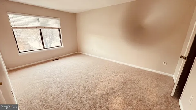 $3,195 | 7853 Muirfield Court, Potomac, MD 20854