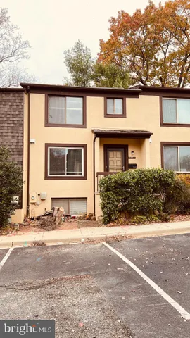 $3,250 | 7853 Muirfield Court, Potomac, MD 20854