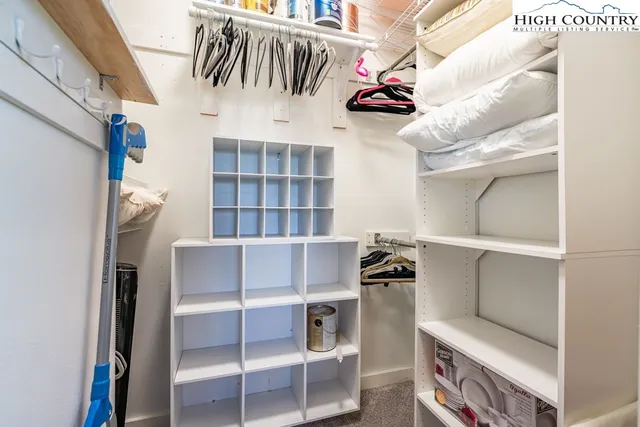 $435,000 | 315 Skyleaf Drive, Unit D18, Sugar Mountain, NC 28604