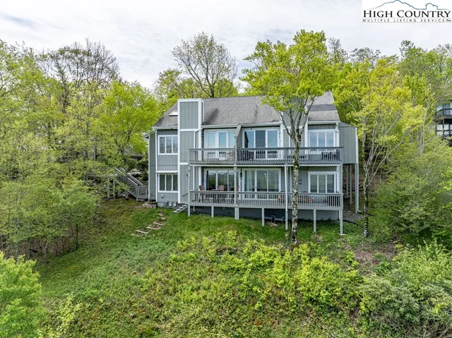 $435,000 | 315 Skyleaf Drive, Unit D18, Sugar Mountain, NC 28604