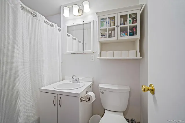 $229,000 | 460 Old Town Road, Unit 19H, Port Jefferson Station, NY 11776