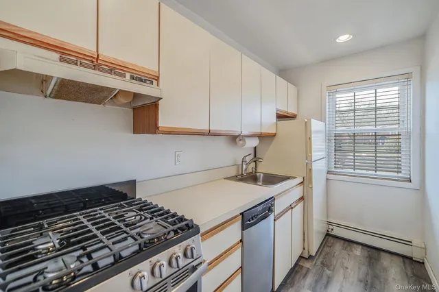 $229,000 | 460 Old Town Road, Unit 19H, Port Jefferson Station, NY 11776