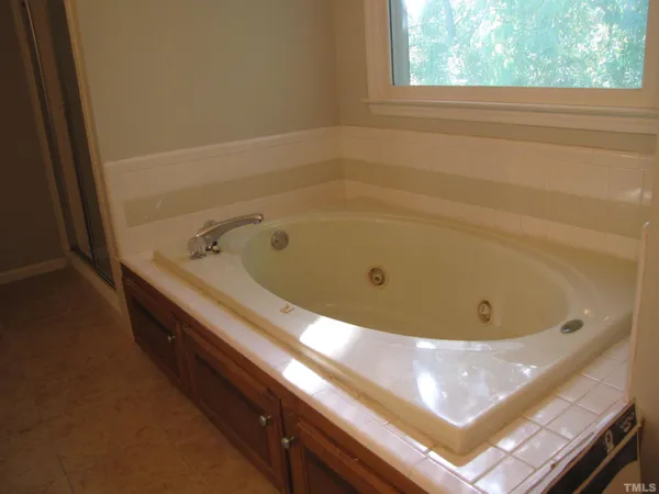 $2,000 | 315 Arlington Ridge, Cary, NC 27513