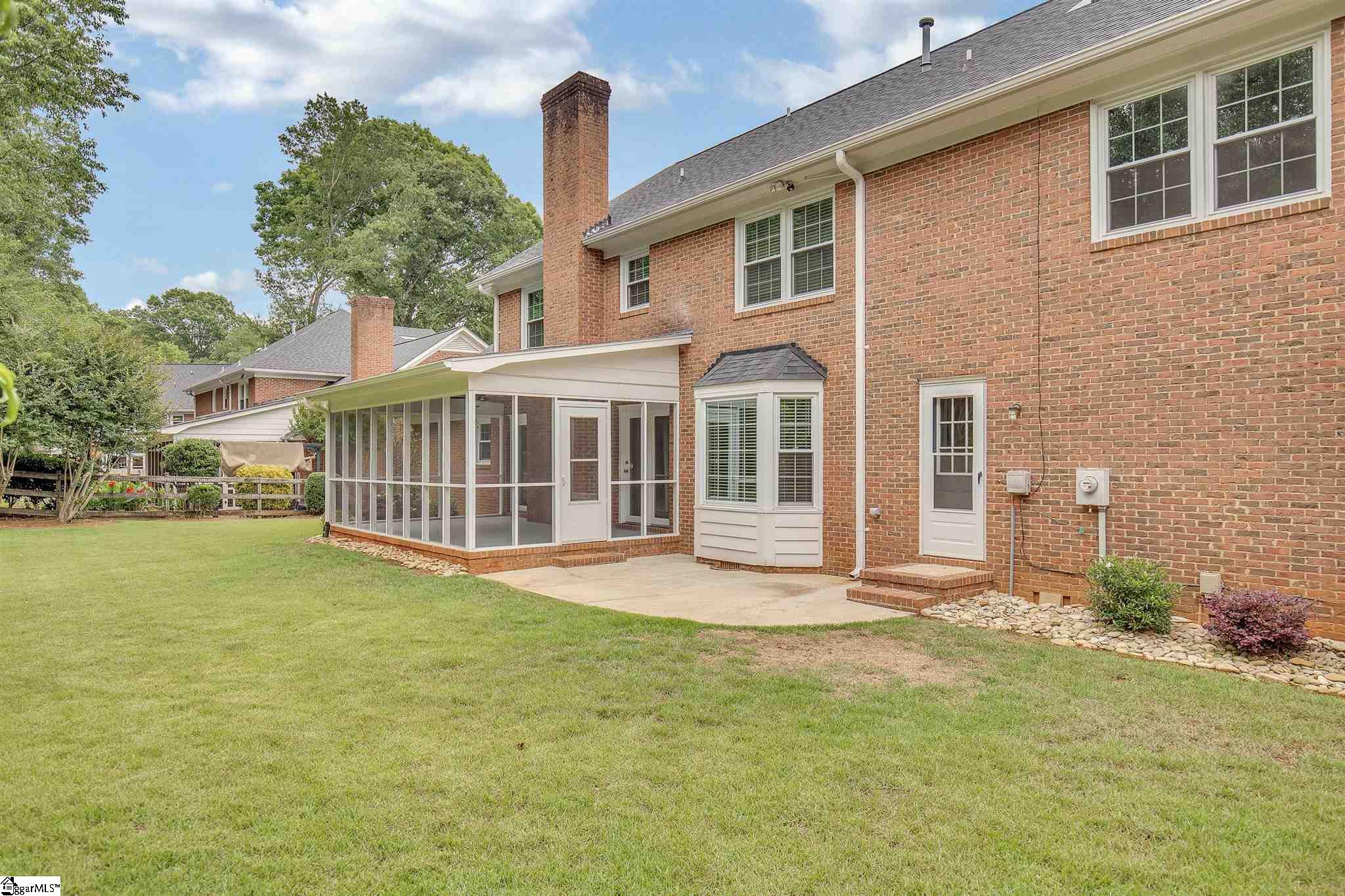 406 Sugar Mill Road Greer, SC 29650 - Photo 4 of 36 Gallery Image 4